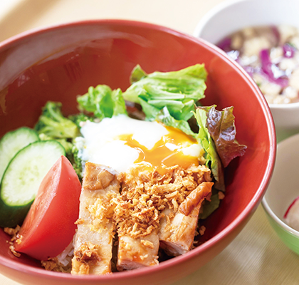 食事は毎食ボリューミー！