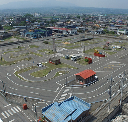 赤城山を望む広々コース