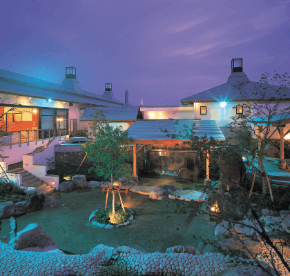 温泉やオーシャンビューのサウナが毎日楽しめます。