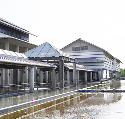 高知県立美術館