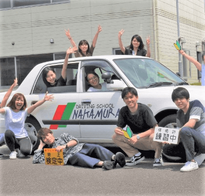 宮崎県で2番目に歴史のあるナカムラ自動車学校。今まで培ったノウハウでしっかりサポートしてくれます！